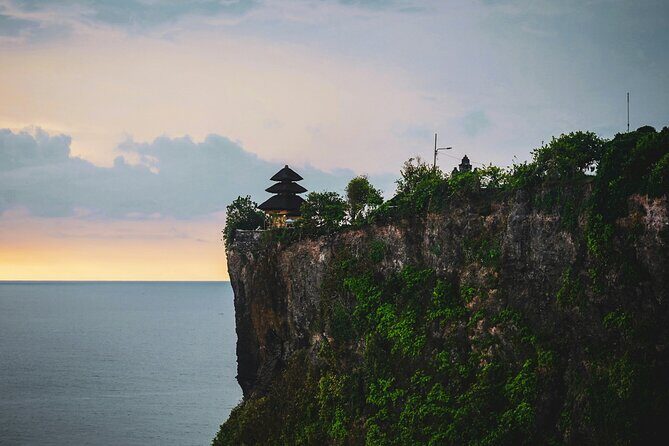 Full Day All Inclusive Uluwatu South Bali Private Tour - Stop 3: Pandawa Beach for white sand and Panca Pandawa statues