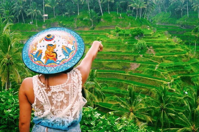 Full Day Bedugul and Tanah Lot Tour - Most Scenic Site - Pickup, private group setup, and how it affects your day