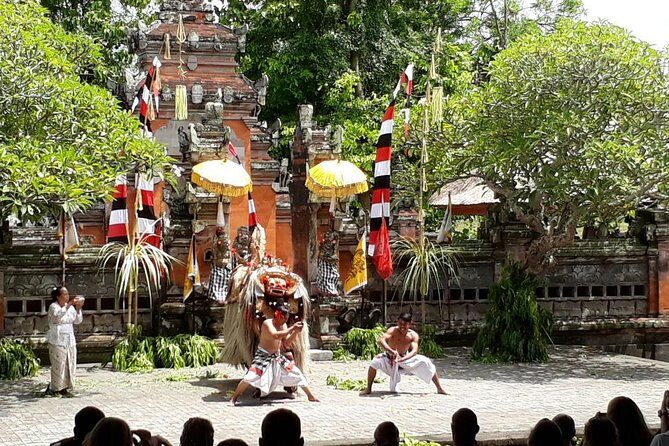 Full Day Kintamani Volcano View and Ubud Village Tour - The Amora Bali buffet lunch and the Mt. Batur view