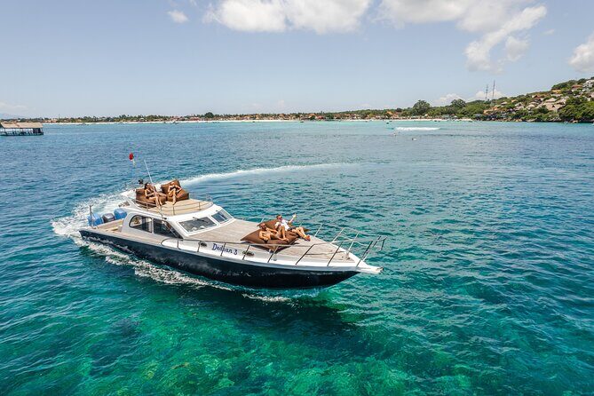 Full Day Nusa Penida by Honey Milk Yacht 13 meters - Khamara lunch: scenic eating with a private white-sand break