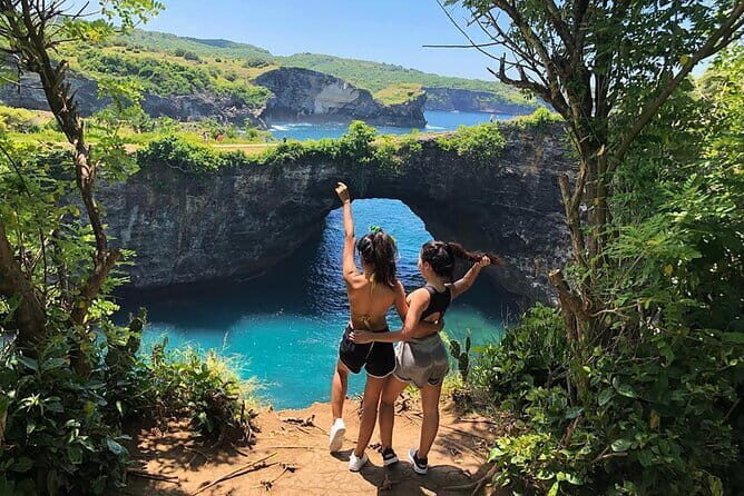 Full-Day Nusa Penida Island with Snorkeling from Bali - Snorkeling and the manta-ray session: gear, guidance, and the crew setup
