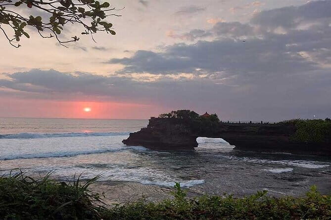 Full Day Private Tour from Tegenungan Waterfall to Tanah Lot - How this 10-hour private Bali plan fits together