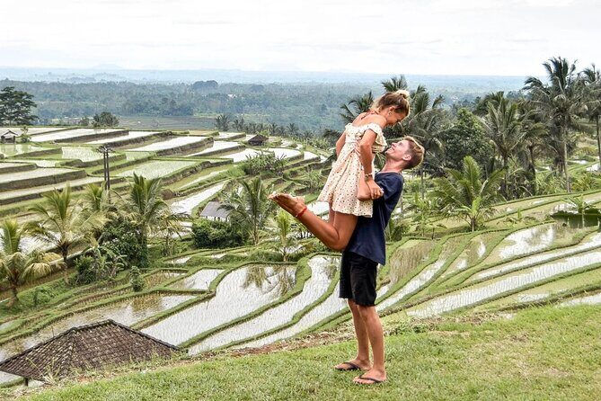 Full Day Private Tour in Bali - Ulun Danu Beratan Temple: Tri Murti worship at Bali’s lake edge