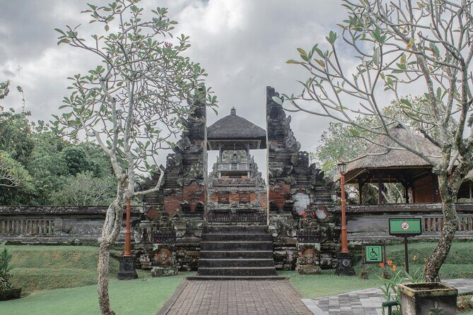 Full Day Private Tour to Ubud Waterfall and Tanah Lot Sunset - Tanah Lot sunset: the sea-rock temple moment
