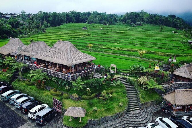 Full Day Private Water Temples Tour in Bali - Ulun Danu Bratan on Lake Beratan: the misty highland temple first stop