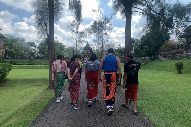 Full Day Tour Bedugul Sightseeing and Tanah Lot Temple - The value deal: tickets included, lunch not