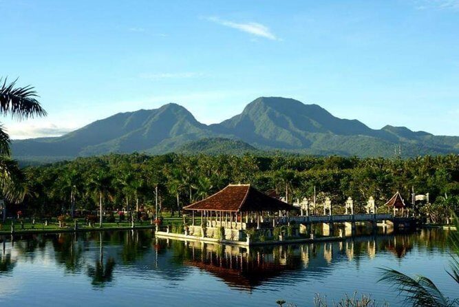Gate Heaven Lempuyang Tirta Gangga East Bali Private Guided Tour - Your guide matters more than the route
