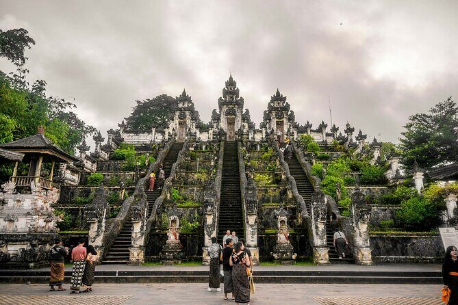 Gates of Heaven Tour: Tirta Gangga - Kanto Lampo Waterfall - Candidasa lotus lagoon: a quick photo stop you should plan for