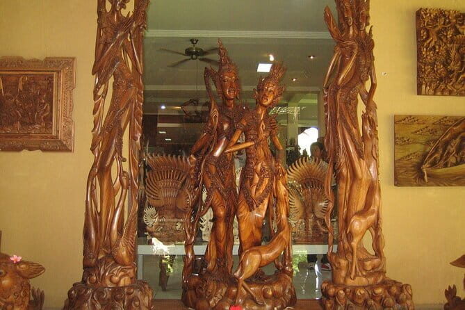 Half Day Bali Shopping Art Village Private Tour - Mas Ubud Wood Carving Center: Finding the Fine Details