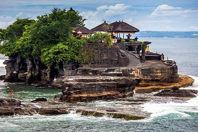Half Day Tour: Tanah Lot Sunset & Taman Ayun Temple Included Entrance Ticket - Key things you’ll notice on this tour
