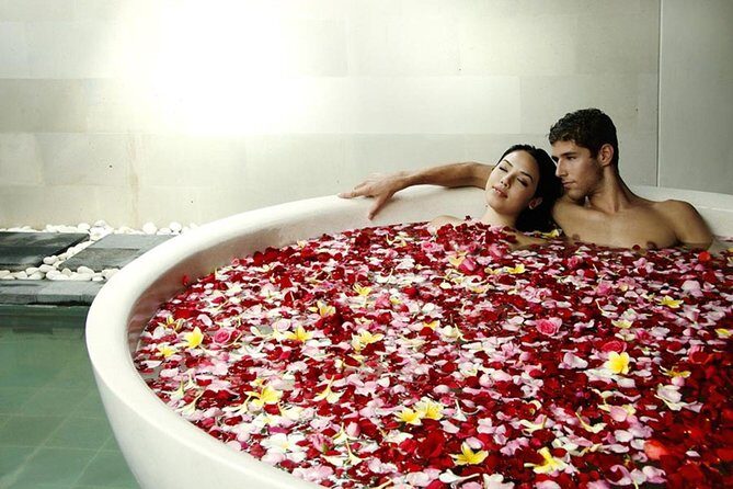 Half Day Tours: Bali 2 Hours MASSAGE & SPA - ROMANTIC SUNSET Dinner at JIMBARAN - Jimbaran Bay sunset dinner: seafood by the beach