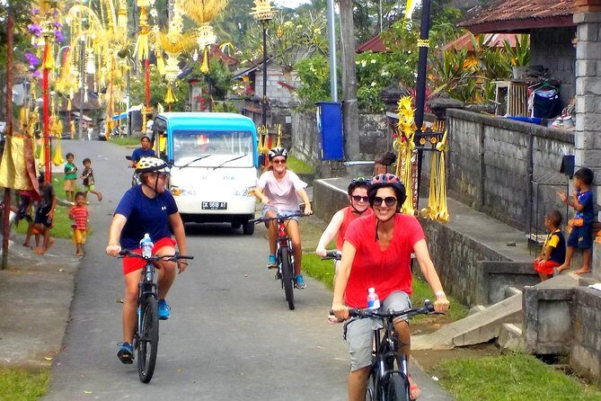 Half-Day Ubud Electric Cycling Tour to Tirta Empul Water Temple - Guides and safety: how the tour keeps things easy