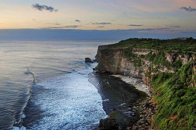 Halfday Tour:Uluwatu Temple,Kecak Dance and Dinner Jimbaran Beach with Transport - Jimbaran Bay: Easy Seafood Dinner Without Planning Ahead