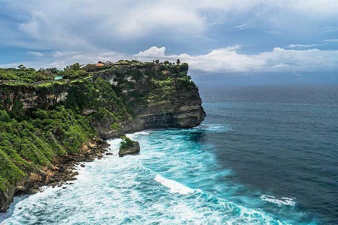 Halfday Tour:Uluwatu Temple,Kecak Dance and Dinner Jimbaran Beach with Transport - Transport That Actually Makes the Day Feel Shorter