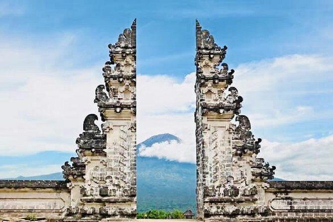 Heaven Gate (Lempuyang) - Tirta Gangga - FREE WIFI - Riding From Seminyak With Onboard Wi-Fi (and Real Pickup Convenience)