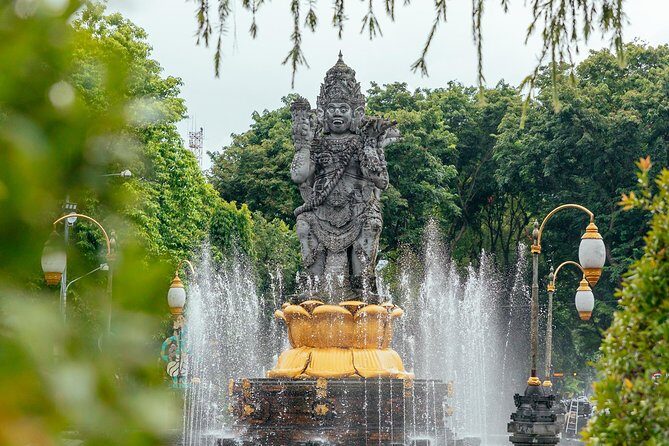 Highlights & Hidden Gems of Bali: Private City Tour - Puputan Square and Puputan Garden: the meaning behind the monuments