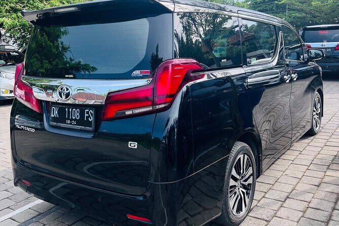 Hire a Luxury Private Car in Bali with an English Speaking Driver - Driver quality: punctual, friendly, and built for questions