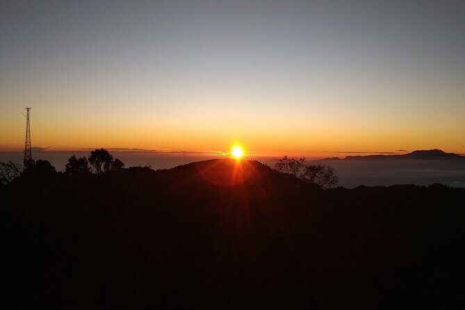 Ijen Crater Tour From Bali 1 Day - Sunrise Watching: Why the Timing Feels Like the Whole Point