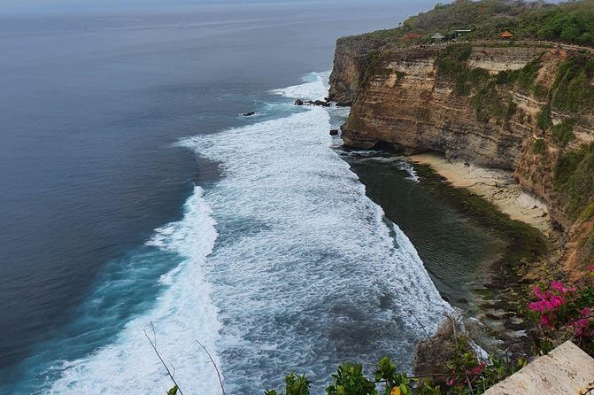 Incredible Uluwatu Temple Sunset & Kecak Fire Dance - Stop 3: Kecak Fire Dance When Night Falls