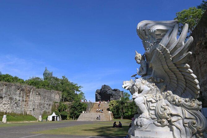 Indonesia: Garuda Wisnu Kencana - Food and Culture: Heritage Cuisine as Part of the Experience