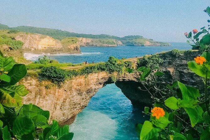 Instagram Iconic Nusa Penida Tour (All-Inclusive) - Lunch, WiFi, and the guide who makes the photos work