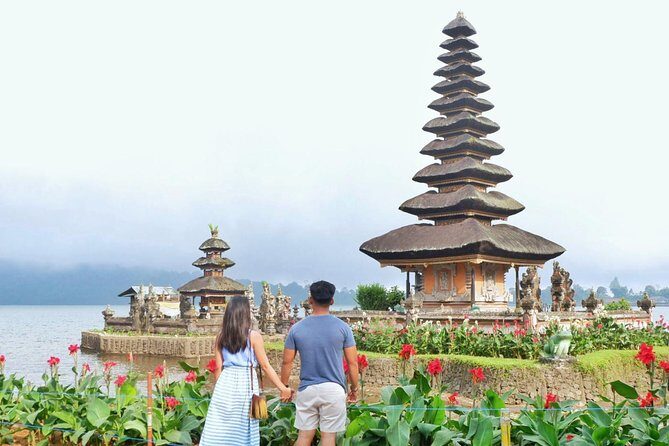 Instagram Tour in Bali: The Most Beautiful Spots - Ulun Danu Bratan Temple: The Floating Temple Stop That Grounds the Day