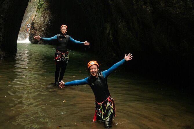 Intermediate canyoning trip in Bali "Aling Canyon" - Inside Aling Canyon: what “intermediate” looks like on the ground