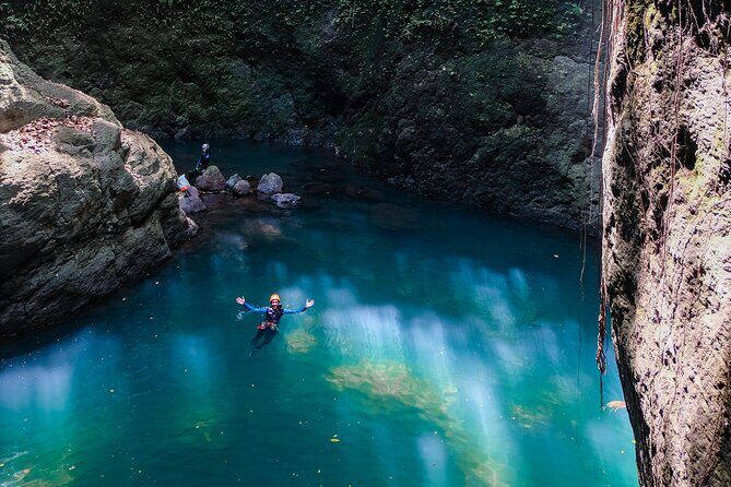Intermediate canyoning trip in Bali "Aling Canyon" - The finish: hike back, then lunch plus GoPro footage
