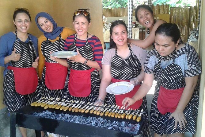 Jambangan Bali Cooking Class - Coconut Oil Processing, Daily Offerings, and Rindik Music