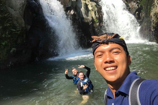Jumping Sliding at Aling- aling Waterfall - Wanagiri Hidden Hill - Handara Gate - What’s included (and what that means for your day)