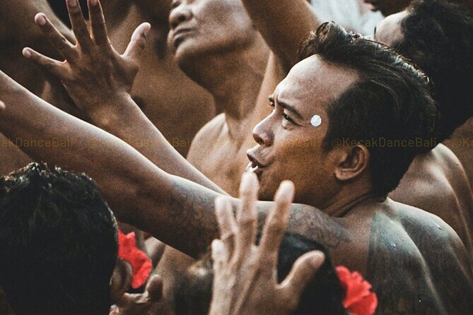 Kecak and Fire Dance Ticket at Uluwatu Temple - Crowds, seating, and comfort: the honest part