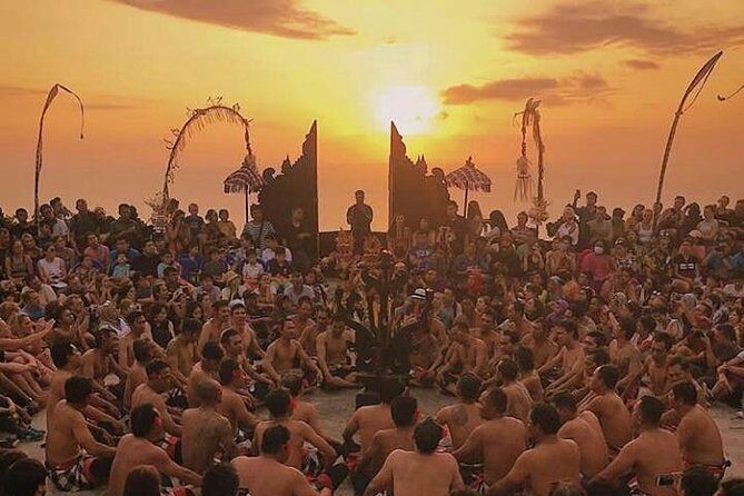 Kecak fire dance and uluwatu temple tour - free wifi - Kecak and Fire Dance: The Human-Choir Ramayana Show