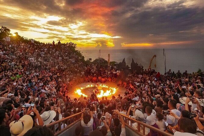 Kecak Fire Dance and Uluwatu Temple with Private Car Service - Sunset timing: getting a good view without burning your whole afternoon