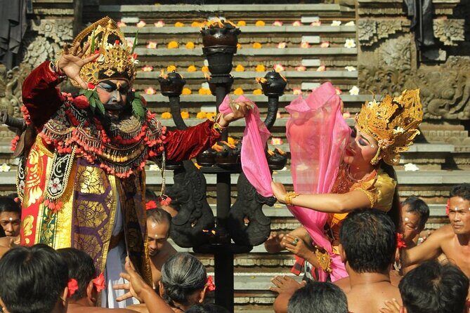 Kecak Ramayana and Fire Dance Show in Ubud - Where you’ll watch: arriving at Pura Dalem Ubud Kaja