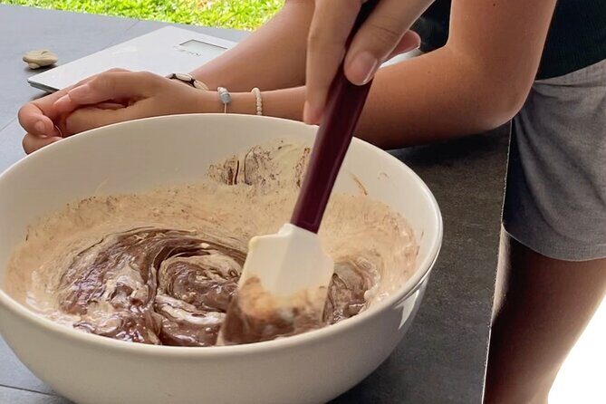 Kerobokan French Pastry and Bakery class for Adult - From mixing to decorating: shaping, piping, and fixing mistakes