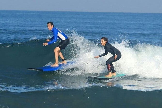 Kuta Beach Bali, 1 on 1 Surfing Lesson Orange Surf Bali - First water session: controlled starts with close coaching