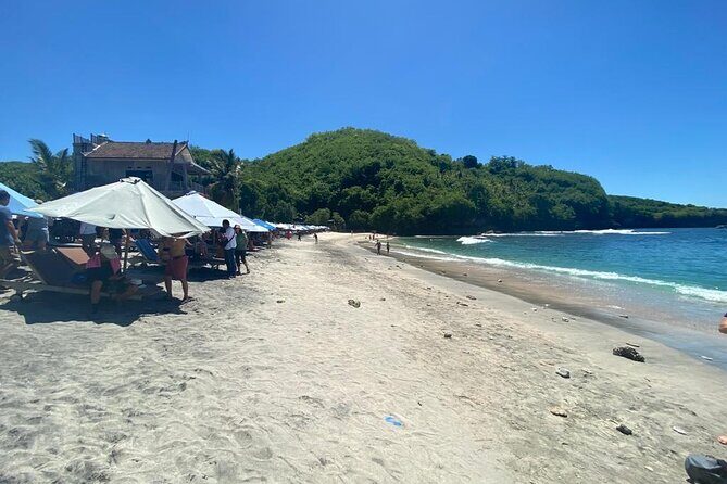 Legendary Scenic Spots Of Nusa Penida Private Guided Day Tour - English-speaking guide, private group, and small touches that matter