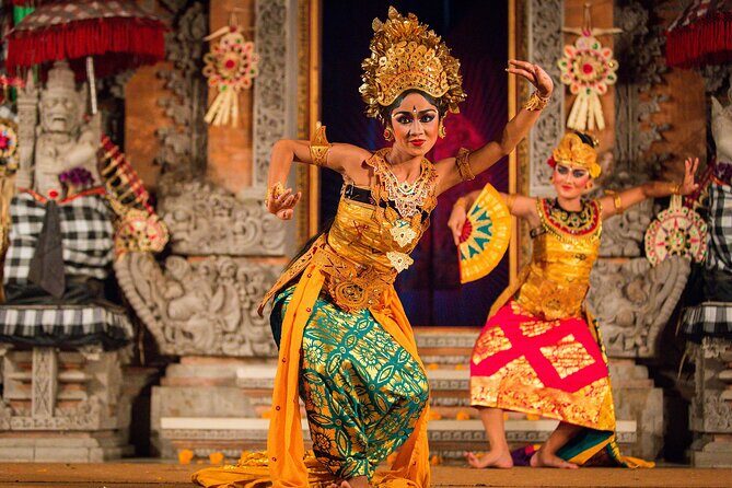 Legong Dance Show at Ubud Palace Bali - Seating and Crowds at the Palace Courtyard (This Is the Real Decider)