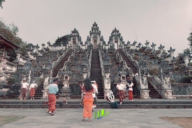 Lempuyang Gate of Heaven and City Tour - Tirta Gangga: a royal water garden for a gentler hour