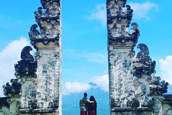 Lempuyang Gate of Heaven, Tirta gangga & tukad cepung waterfall - Tirta Gangga Water Palace: koi fish pools and photo-friendly layouts