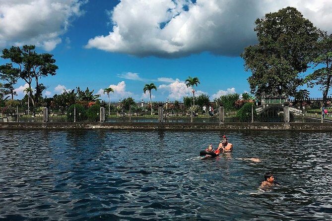 Lempuyang Gates of Heaven, Tirta Gangga Temple Swim & Jungle Waterfalls - Transport, Timing, and Your Guide’s Role in the Whole Day