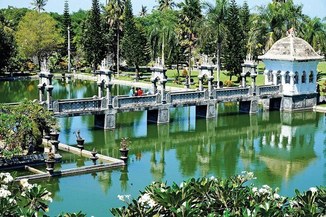 Lempuyang the Gate of Heaven Tour - Tirta Gangga Water Palace: royal pools without the heavy crowds
