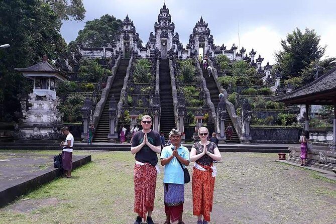 Lempuyang Tour : Heaven gate, Tirta Gangga, Goa Raja waterfall - Lempuyang Temple and the Gates of Heaven: where your time really goes