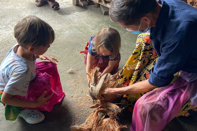 Make Traditional Bali Coconut Oil with a Balinese Family - Step-by-Step: How You Turn Coconuts Into Coconut Oil