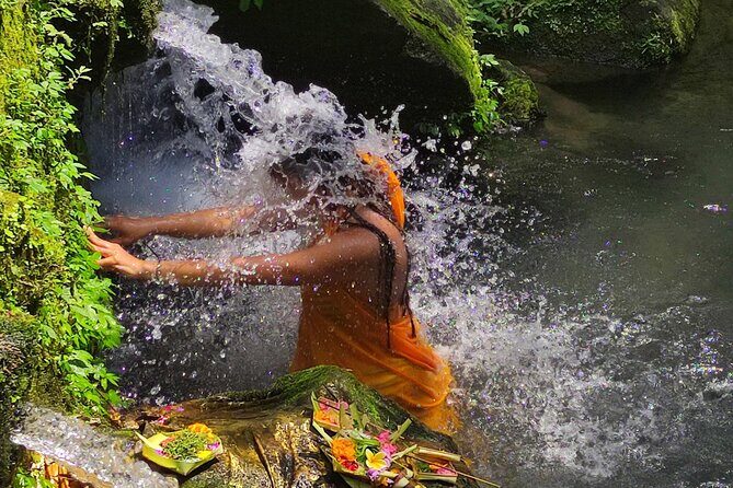 Melukat Purification Ceremony at Mengening Temple - The itinerary is simple: one stop, a focused ritual at Mengening Temple