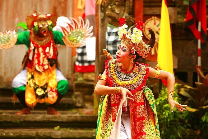 More Complete: Discover Bali In 3 Days Private Tour Package - Day 2 across central Bali: Bratan, UNESCO Jatiluwih, Tanah Lot sunset, Leke Leke