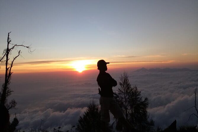 Mount Agung Sunrise Trekking Private Tours - Summit Timing: Sunrise Views and the Reality of Waiting