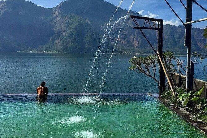 Mount Batur Jeep Sunrise and Natural Hot Spring Tour - Mount Batur Sunrise: Views, Black Lava, and Photo Help