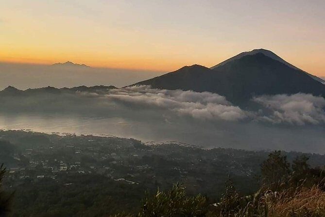 Mount Batur Sunrise Trek with Natural Hot Spring - All Inclusive - The pre-dawn hike: night sky views and guided confidence