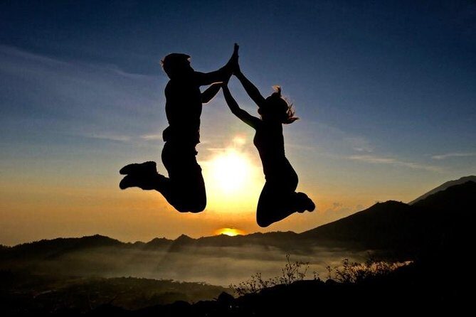 Mount Batur Sunrise Trekking With Breakfas - Sunrise at the Summit: Lake Batur and the Volcano Show